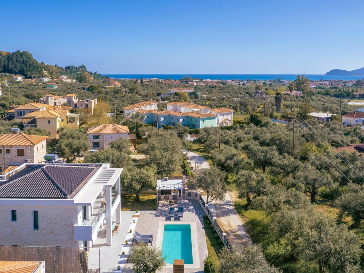 Solis Ortus Villa! Kalamákion Exterior foto